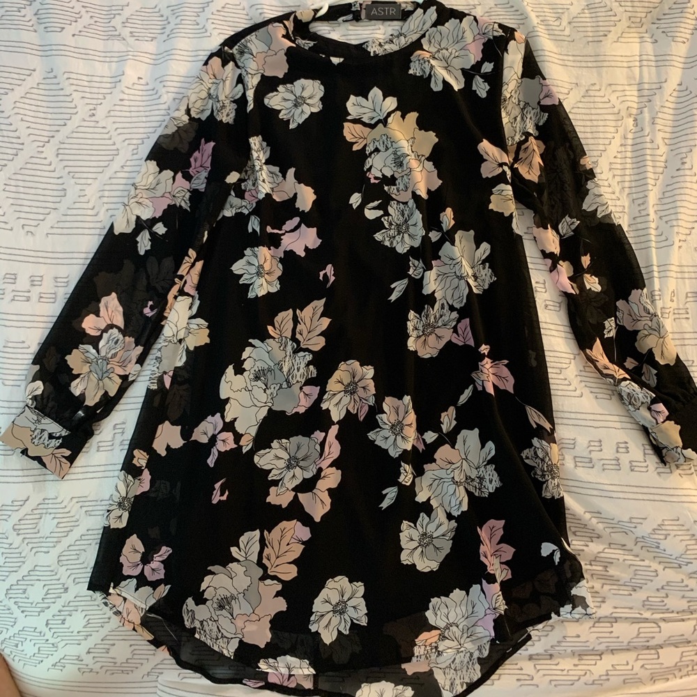 astr long sleeve, lightweight floral dress